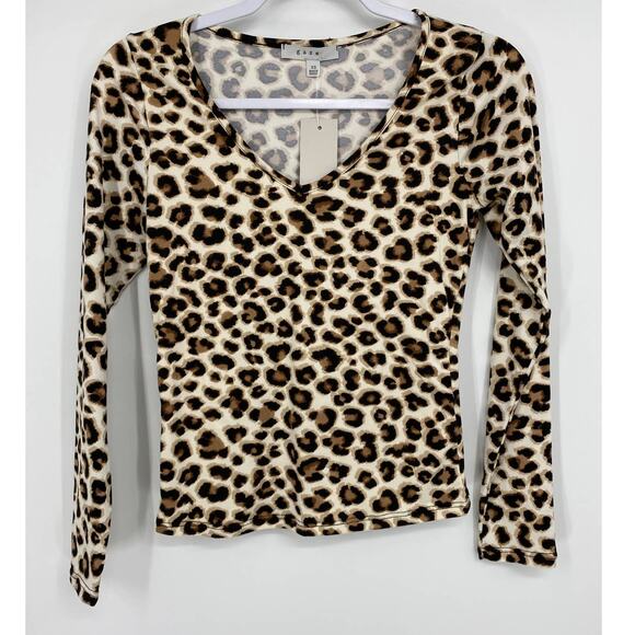gaze Tops - Gaze Womens Animal Print Super Soft Long Sleeve V-neck Shirt Top NEW Size XS